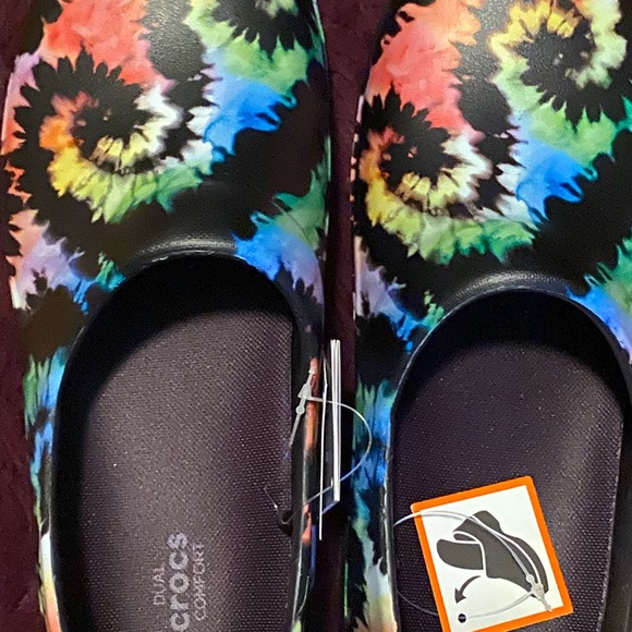 Brand new Croc’s, women’s size 11 - Picture 2 of 4